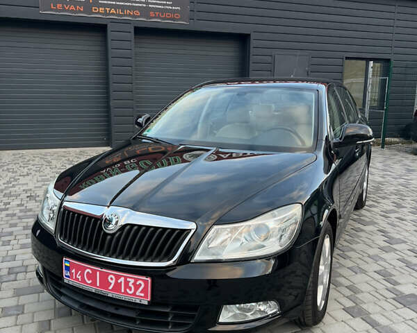Шкода Октавія 2011 у Белой Церкве на Automoto.ua Чорний Шкода Октавія, об'ємом двигуна 1.4 л та пробігом 239 тис. км за 8300 $, фото 1 на Automoto.ua