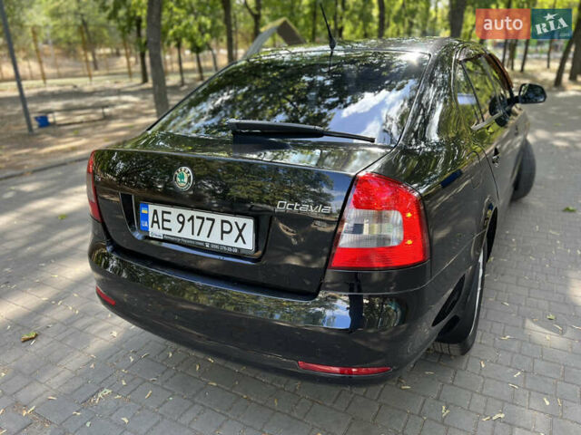 Чорний Шкода Октавія, об'ємом двигуна 1.8 л та пробігом 199 тис. км за 6499 $, фото 1 на Automoto.ua