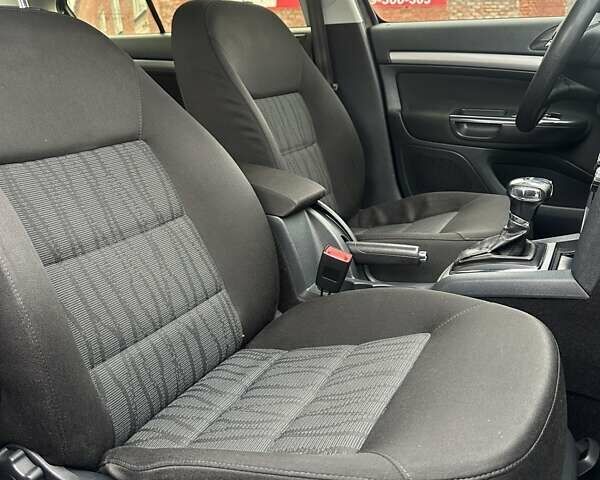 Черный Шкода Октавия, объемом двигателя 1.8 л и пробегом 178 тыс. км за 7700 $, фото 18 на Automoto.ua