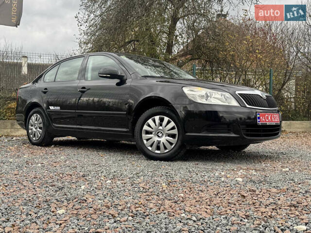 Шкода Октавия 2011 в Дрогобыче на Automoto.ua Черный Шкода Октавия, объемом двигателя 1.6 л и пробегом 186 тыс. км за 6650 $, фото 7 на Automoto.ua