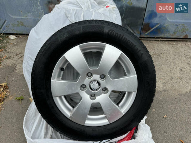 Черный Шкода Октавия, объемом двигателя 1.8 л и пробегом 168 тыс. км за 8800 $, фото 30 на Automoto.ua