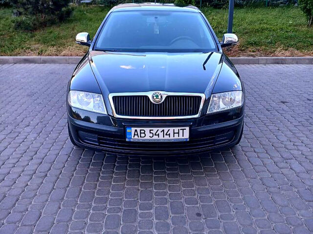 Черный Шкода Октавия, объемом двигателя 1.6 л и пробегом 218 тыс. км за 7400 $, фото 2 на Automoto.ua