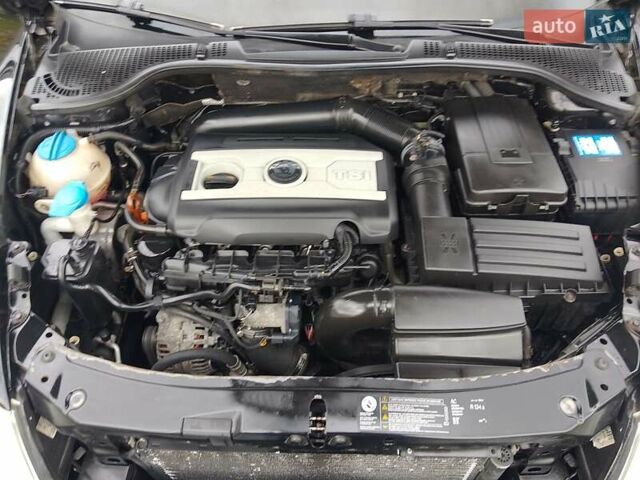 Черный Шкода Октавия, объемом двигателя 1.8 л и пробегом 250 тыс. км за 7800 $, фото 23 на Automoto.ua