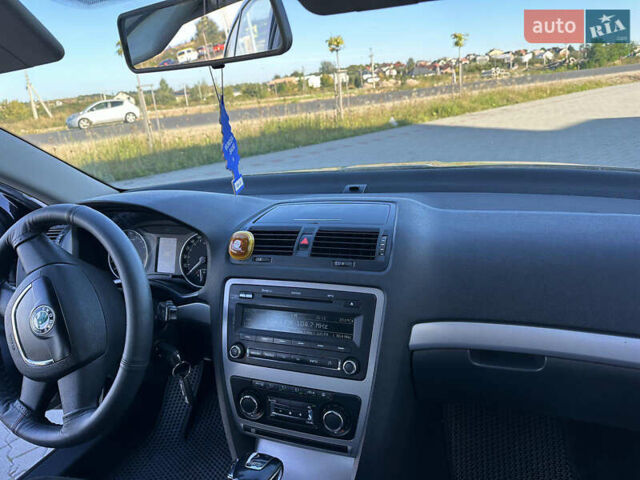 Черный Шкода Октавия, объемом двигателя 2 л и пробегом 237 тыс. км за 7300 $, фото 9 на Automoto.ua