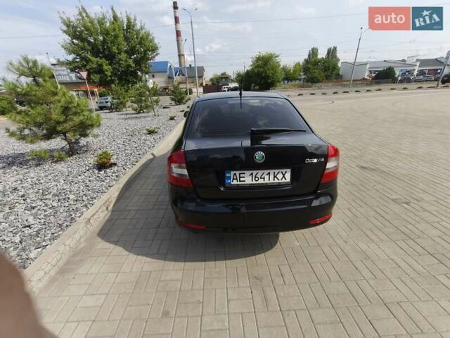 Черный Шкода Октавия, объемом двигателя 1.2 л и пробегом 159 тыс. км за 7500 $, фото 4 на Automoto.ua