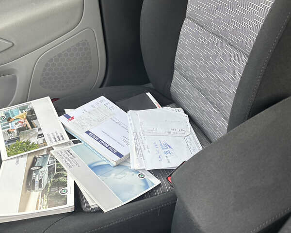 Чорний Шкода Октавія, об'ємом двигуна 1.4 л та пробігом 116 тис. км за 9302 $, фото 6 на Automoto.ua