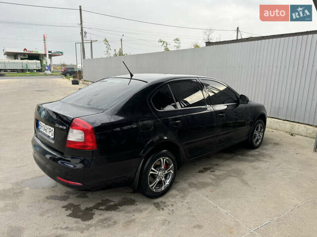 Чорний Шкода Октавія, об'ємом двигуна 1.8 л та пробігом 170 тис. км за 8000 $, фото 3 на Automoto.ua