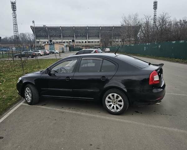 Черный Шкода Октавия, объемом двигателя 1.4 л и пробегом 207 тыс. км за 7500 $, фото 3 на Automoto.ua