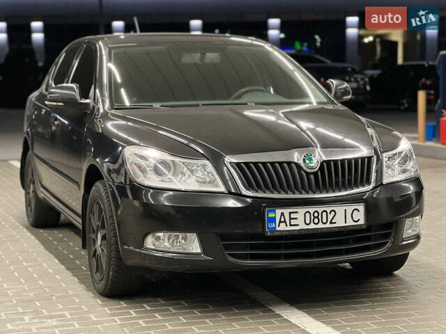 Шкода Октавія 2011 у Дніпро (Дніпропетровську) на Automoto.ua Чорний Шкода Октавія, об'ємом двигуна 1.6 л та пробігом 215 тис. км за 8900 $, фото 12 на Automoto.ua