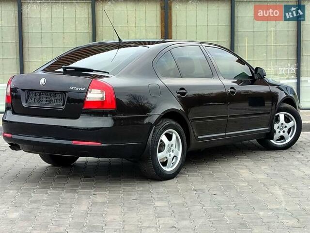 Черный Шкода Октавия, объемом двигателя 0 л и пробегом 130 тыс. км за 8700 $, фото 7 на Automoto.ua