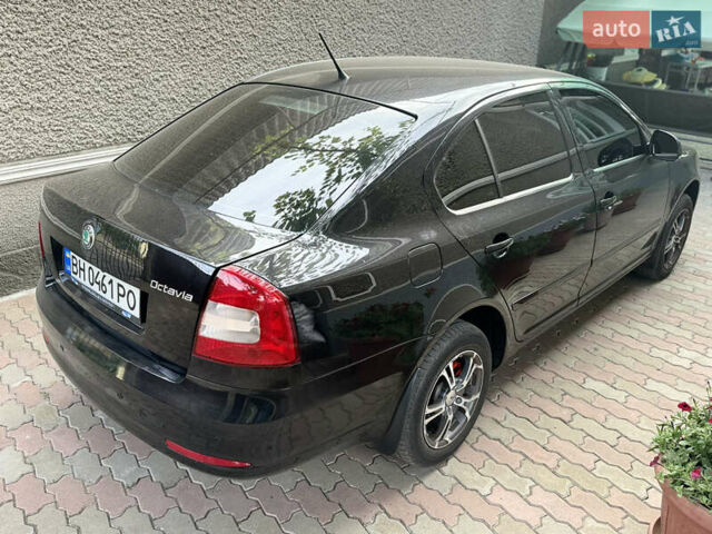 Черный Шкода Октавия, объемом двигателя 1.8 л и пробегом 168 тыс. км за 8800 $, фото 11 на Automoto.ua