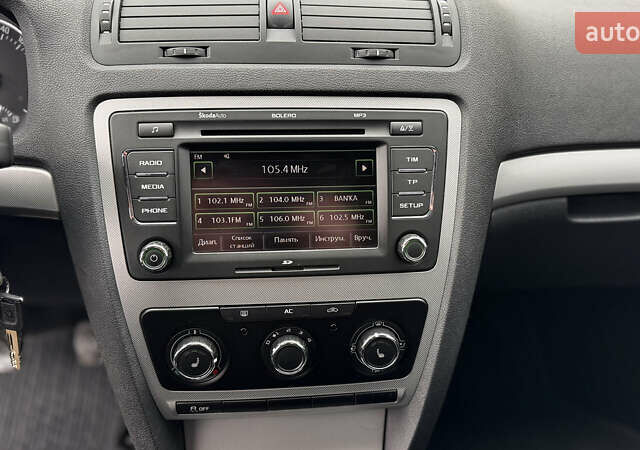 Черный Шкода Октавия, объемом двигателя 1.8 л и пробегом 56 тыс. км за 10500 $, фото 15 на Automoto.ua