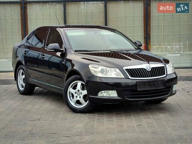 Черный Шкода Октавия, объемом двигателя 0 л и пробегом 130 тыс. км за 8700 $, фото 3 на Automoto.ua