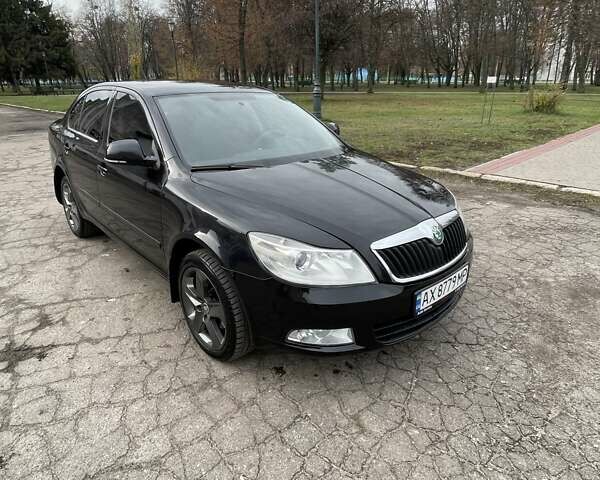 Чорний Шкода Октавія, об'ємом двигуна 1.8 л та пробігом 210 тис. км за 9600 $, фото 7 на Automoto.ua