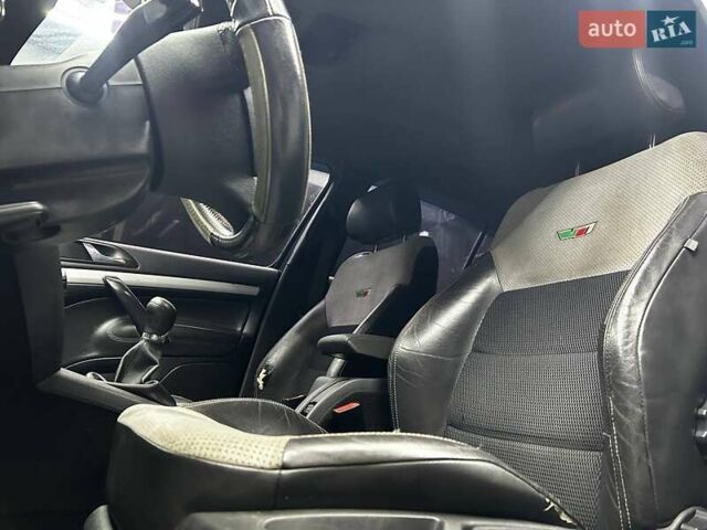 Черный Шкода Октавия, объемом двигателя 1.9 л и пробегом 293 тыс. км за 6800 $, фото 9 на Automoto.ua