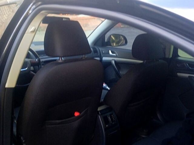 Черный Шкода Октавия, объемом двигателя 1.8 л и пробегом 145 тыс. км за 8200 $, фото 1 на Automoto.ua