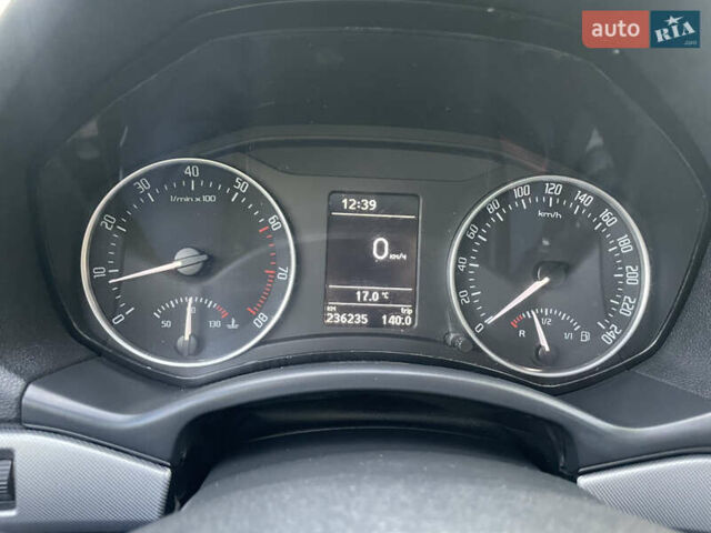 Чорний Шкода Октавія, об'ємом двигуна 1.8 л та пробігом 236 тис. км за 8350 $, фото 15 на Automoto.ua