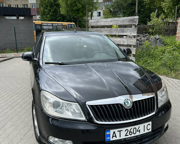 Чорний Шкода Октавія, об'ємом двигуна 1.6 л та пробігом 259 тис. км за 7500 $, фото 1 на Automoto.ua