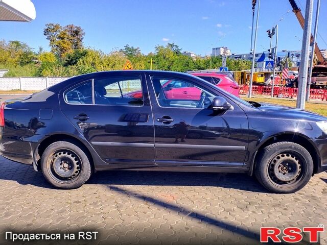 Черный Шкода Октавия, объемом двигателя 1.8 л и пробегом 247 тыс. км за 7350 $, фото 4 на Automoto.ua