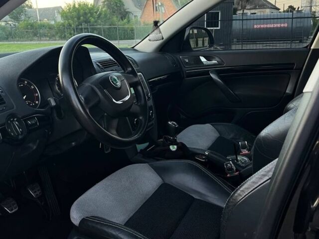 Черный Шкода Октавия, объемом двигателя 1.8 л и пробегом 266 тыс. км за 7500 $, фото 6 на Automoto.ua