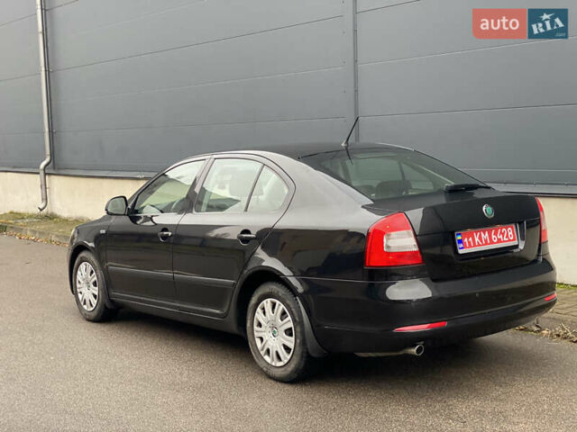 Чорний Шкода Октавія, об'ємом двигуна 1.6 л та пробігом 183 тис. км за 7999 $, фото 5 на Automoto.ua