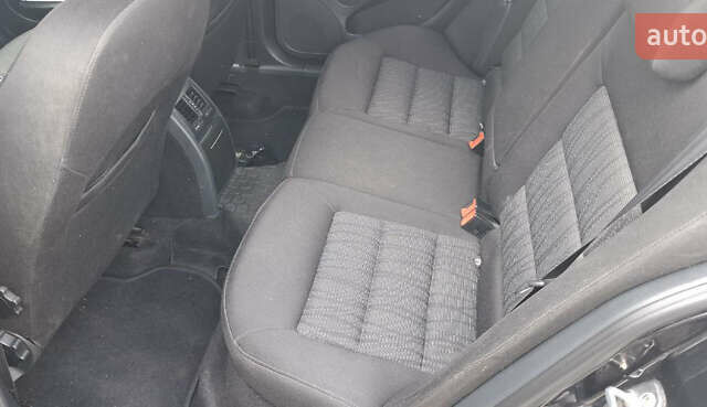 Черный Шкода Октавия, объемом двигателя 1.8 л и пробегом 236 тыс. км за 9000 $, фото 9 на Automoto.ua