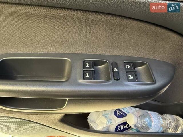 Черный Шкода Октавия, объемом двигателя 1.97 л и пробегом 41 тыс. км за 16200 $, фото 35 на Automoto.ua