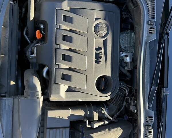 Шкода Октавія 2012 у Одесі на Automoto.ua Чорний Шкода Октавія, об'ємом двигуна 1.97 л та пробігом 41 тис. км за 16200 $, фото 60 на Automoto.ua