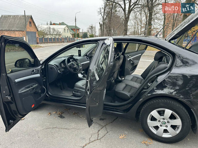 Черный Шкода Октавия, объемом двигателя 1.6 л и пробегом 175 тыс. км за 8300 $, фото 48 на Automoto.ua