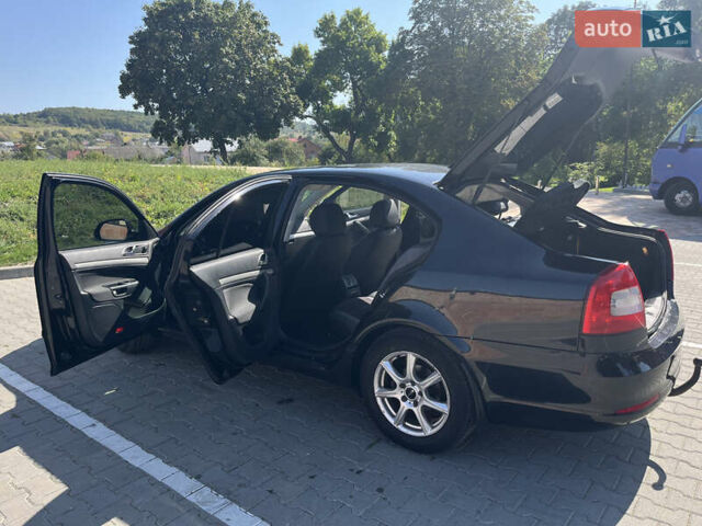 Шкода Октавия 2012 в Бережанах на Automoto.ua Черный Шкода Октавия, объемом двигателя 1.6 л и пробегом 308 тыс. км за 9200 $, фото 8 на Automoto.ua