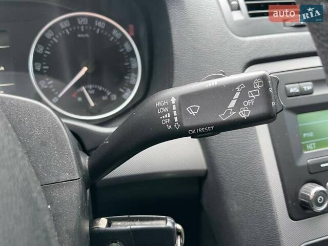 Черный Шкода Октавия, объемом двигателя 1.8 л и пробегом 159 тыс. км за 7990 $, фото 19 на Automoto.ua