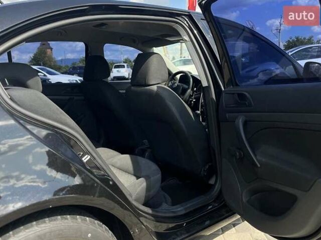 Черный Шкода Октавия, объемом двигателя 1.6 л и пробегом 192 тыс. км за 7990 $, фото 24 на Automoto.ua