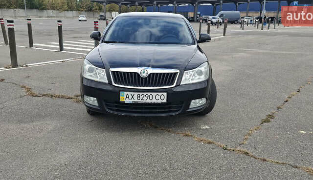 Черный Шкода Октавия, объемом двигателя 1.8 л и пробегом 236 тыс. км за 9000 $, фото 5 на Automoto.ua