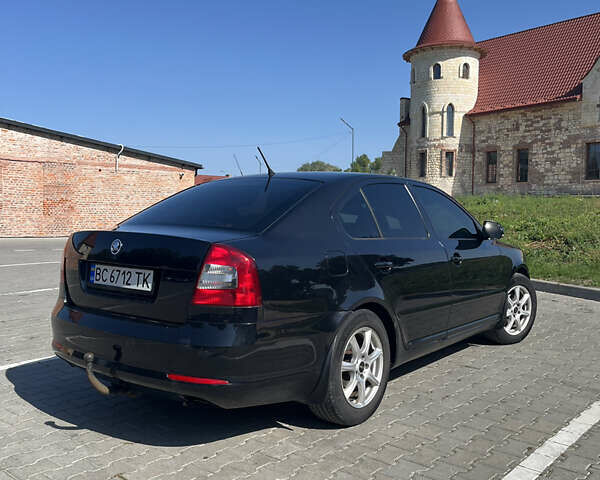 Шкода Октавия 2012 в Бережанах на Automoto.ua Черный Шкода Октавия, объемом двигателя 1.6 л и пробегом 308 тыс. км за 9200 $, фото 2 на Automoto.ua