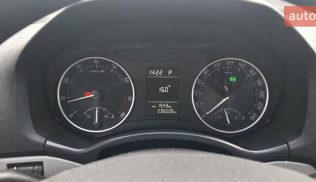 Черный Шкода Октавия, объемом двигателя 1.8 л и пробегом 236 тыс. км за 9000 $, фото 13 на Automoto.ua