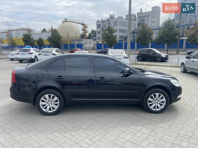 Черный Шкода Октавия, объемом двигателя 1.8 л и пробегом 153 тыс. км за 7999 $, фото 4 на Automoto.ua