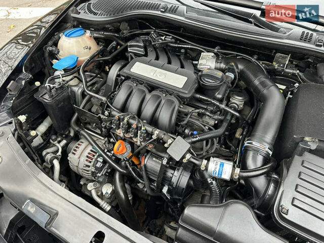 Черный Шкода Октавия, объемом двигателя 1.6 л и пробегом 175 тыс. км за 8300 $, фото 52 на Automoto.ua