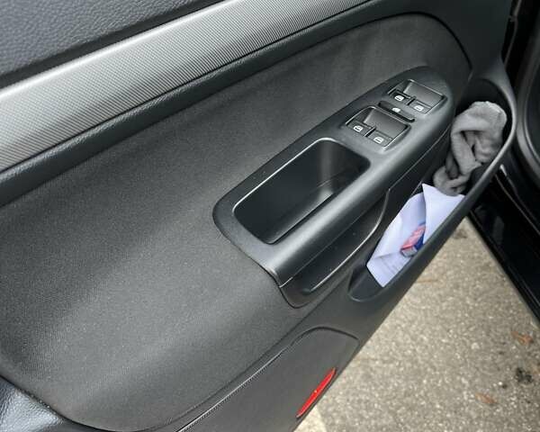 Черный Шкода Октавия, объемом двигателя 1.8 л и пробегом 73 тыс. км за 11200 $, фото 11 на Automoto.ua