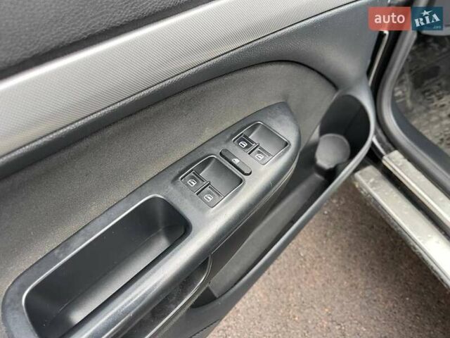 Черный Шкода Октавия, объемом двигателя 1.8 л и пробегом 159 тыс. км за 7990 $, фото 15 на Automoto.ua