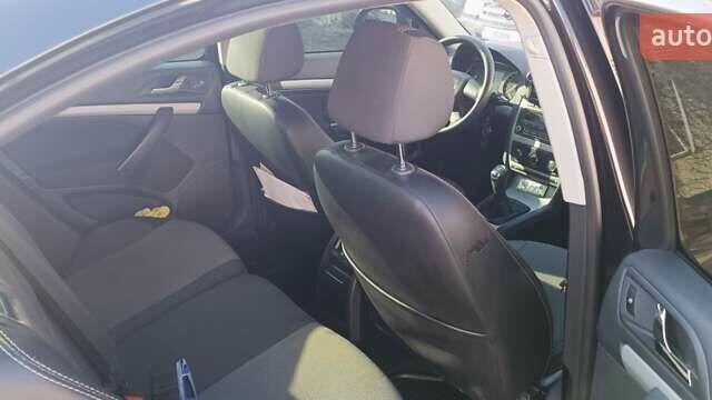 Чорний Шкода Октавія, об'ємом двигуна 1.8 л та пробігом 141 тис. км за 7800 $, фото 1 на Automoto.ua