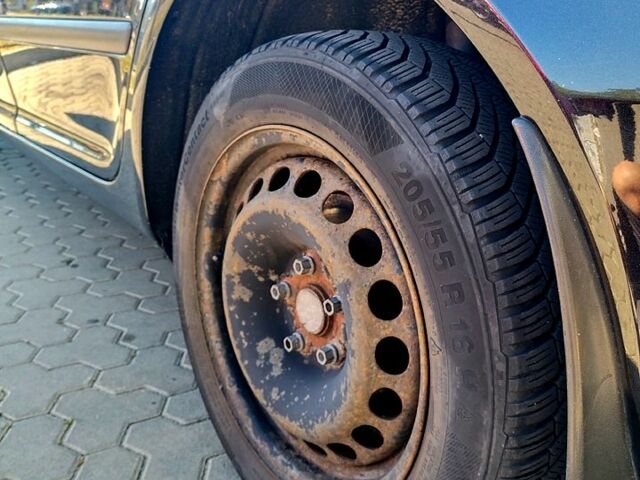 Черный Шкода Октавия, объемом двигателя 1.8 л и пробегом 247 тыс. км за 7350 $, фото 7 на Automoto.ua