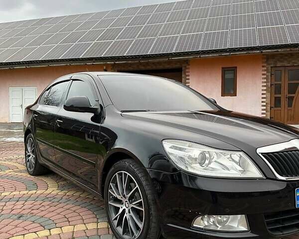 Чорний Шкода Октавія, об'ємом двигуна 0 л та пробігом 230 тис. км за 10800 $, фото 1 на Automoto.ua