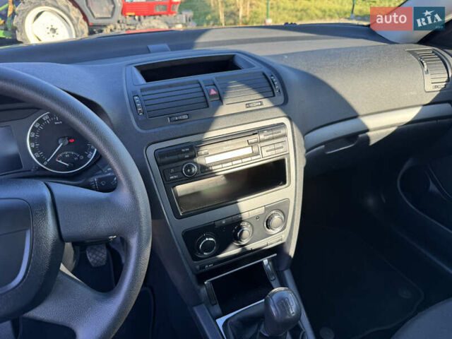 Черный Шкода Октавия, объемом двигателя 1.6 л и пробегом 176 тыс. км за 9000 $, фото 17 на Automoto.ua