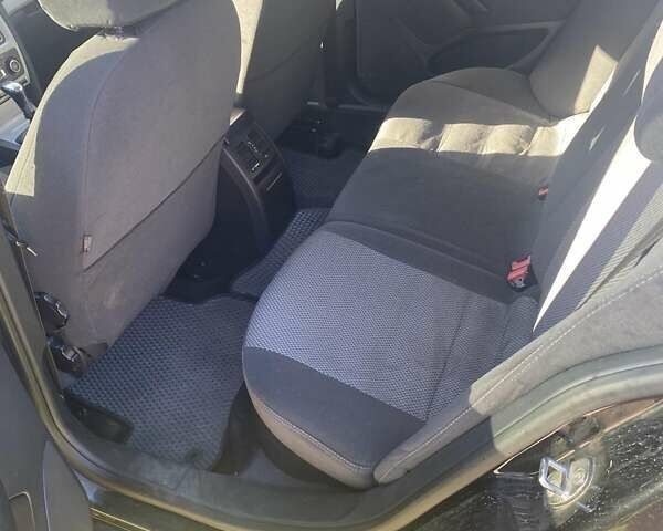 Черный Шкода Октавия, объемом двигателя 1.6 л и пробегом 230 тыс. км за 7700 $, фото 11 на Automoto.ua