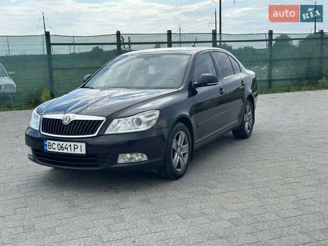 Шкода Октавия 2012 в Львове на Automoto.ua Черный Шкода Октавия, объемом двигателя 1.6 л и пробегом 283 тыс. км за 8300 $, фото 4 на Automoto.ua
