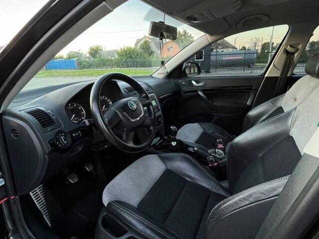 Черный Шкода Октавия, объемом двигателя 1.8 л и пробегом 266 тыс. км за 7500 $, фото 5 на Automoto.ua