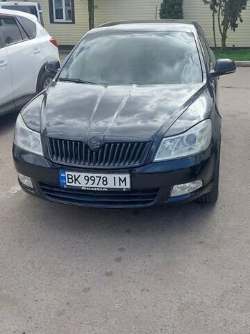 Черный Шкода Октавия, объемом двигателя 1.8 л и пробегом 179 тыс. км за 8200 $, фото 6 на Automoto.ua