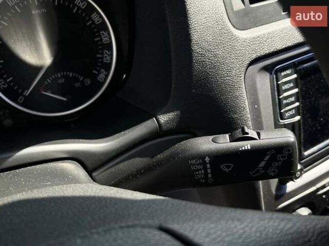 Черный Шкода Октавия, объемом двигателя 1.6 л и пробегом 192 тыс. км за 7990 $, фото 14 на Automoto.ua