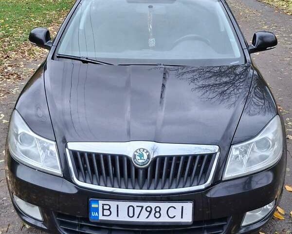Шкода Октавия 2012 в Полтаве на Automoto.ua Черный Шкода Октавия, объемом двигателя 1.6 л и пробегом 146 тыс. км за 10000 $, фото 3 на Automoto.ua