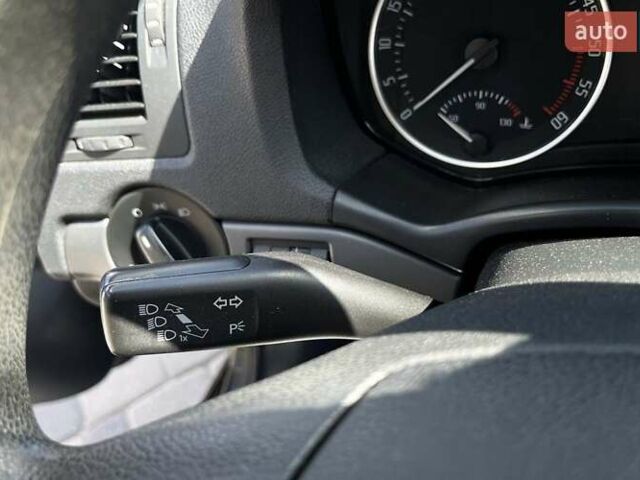 Черный Шкода Октавия, объемом двигателя 1.6 л и пробегом 192 тыс. км за 7990 $, фото 13 на Automoto.ua